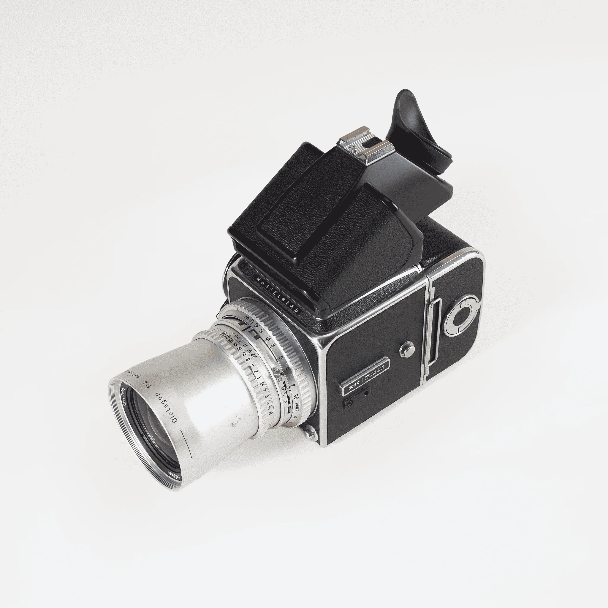 Hasselblad 500C + Distagon 4/50mm C | Prism Finder - Image 6