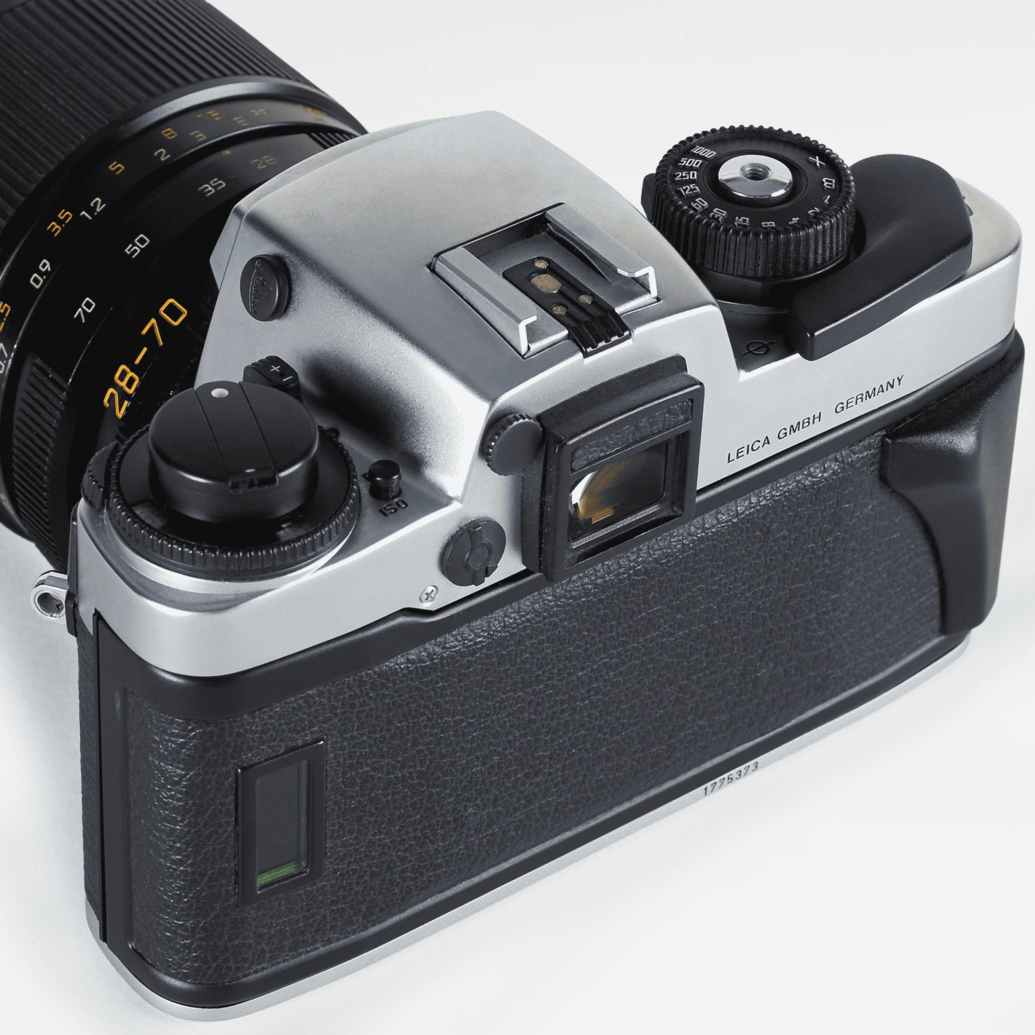 Leica R6 with Vario-Elmar-R 28-70mm f/3.5-4.5 - Image 3