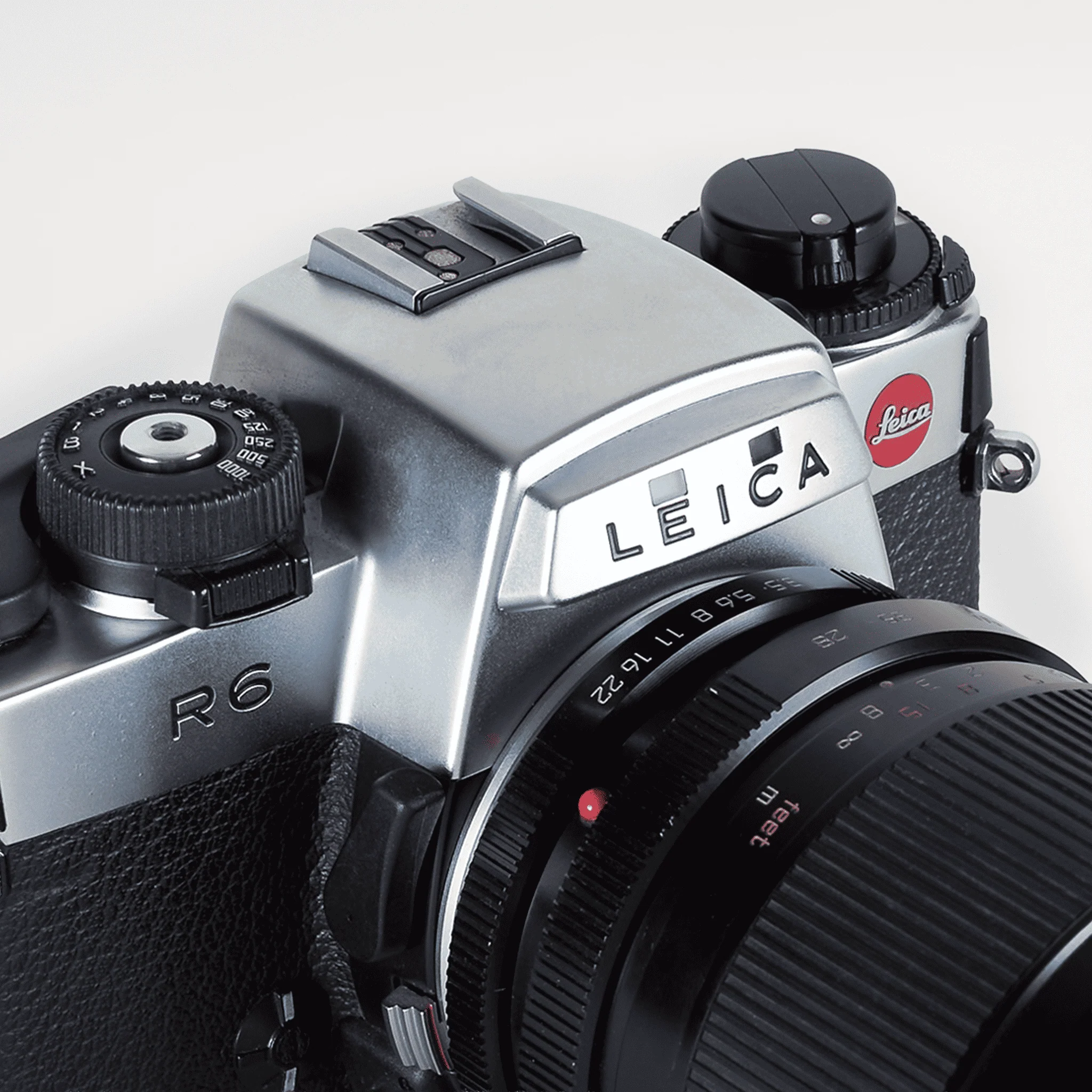 Leica R6 with Vario-Elmar-R 28-70mm f/3.5-4.5 - Image 4