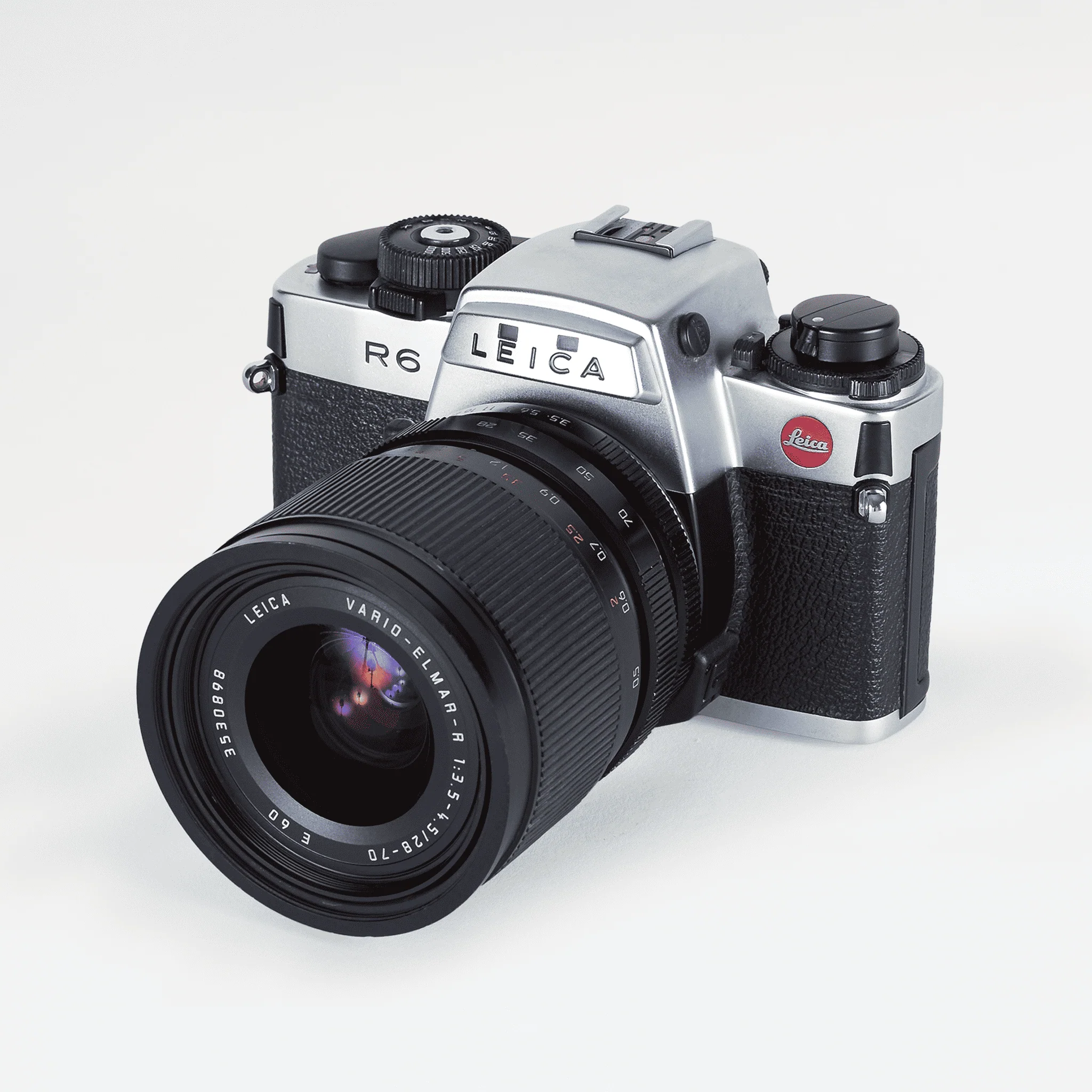 Leica R6 with Vario-Elmar-R 28-70mm f/3.5-4.5 - Image 6