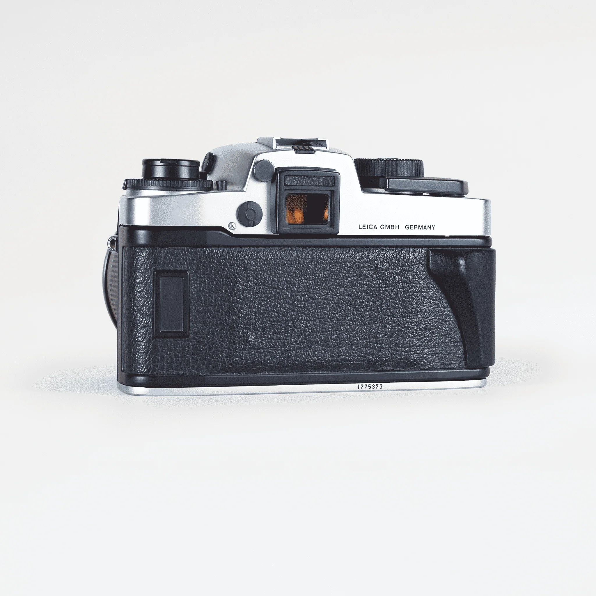 Leica R6 with Vario-Elmar-R 28-70mm f/3.5-4.5 - Image 8