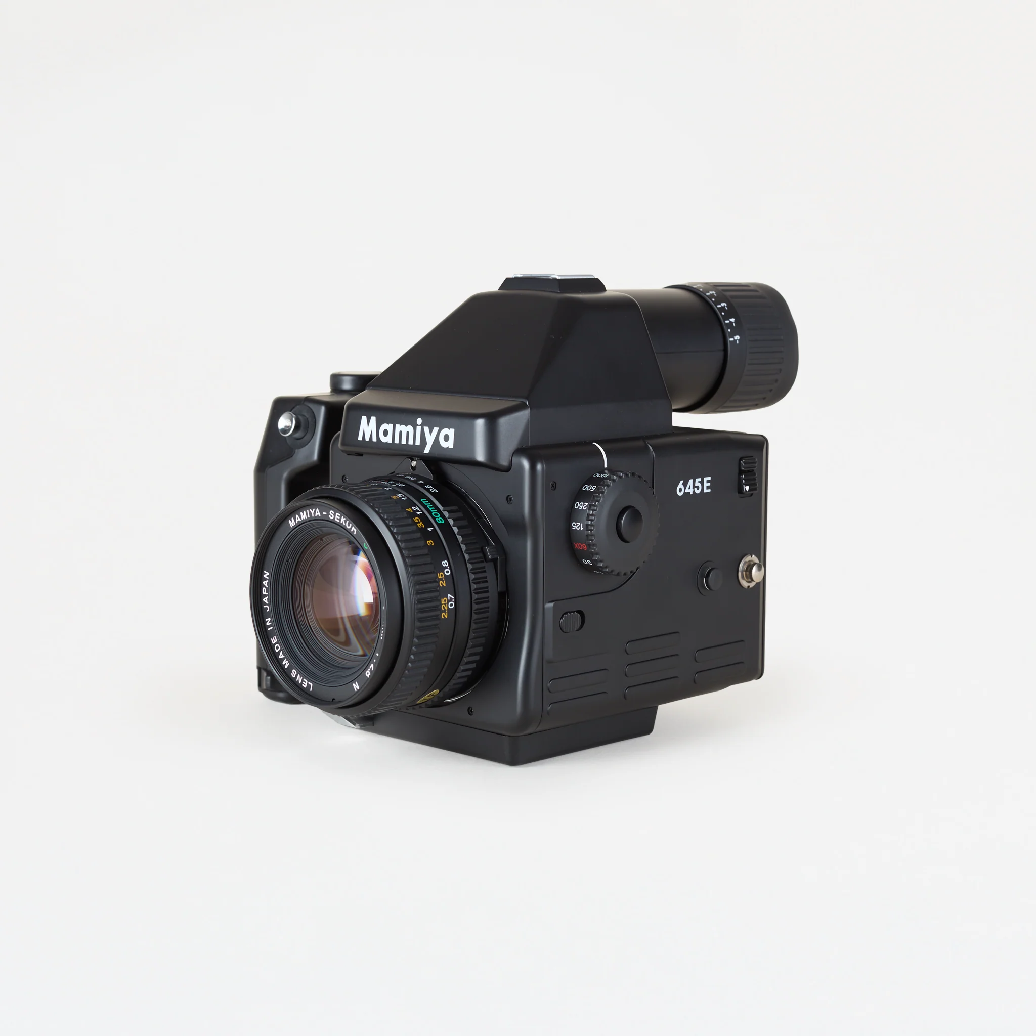 Mamiya 645E with 80mm f/2.8 N and GN401 Grip - Image 5