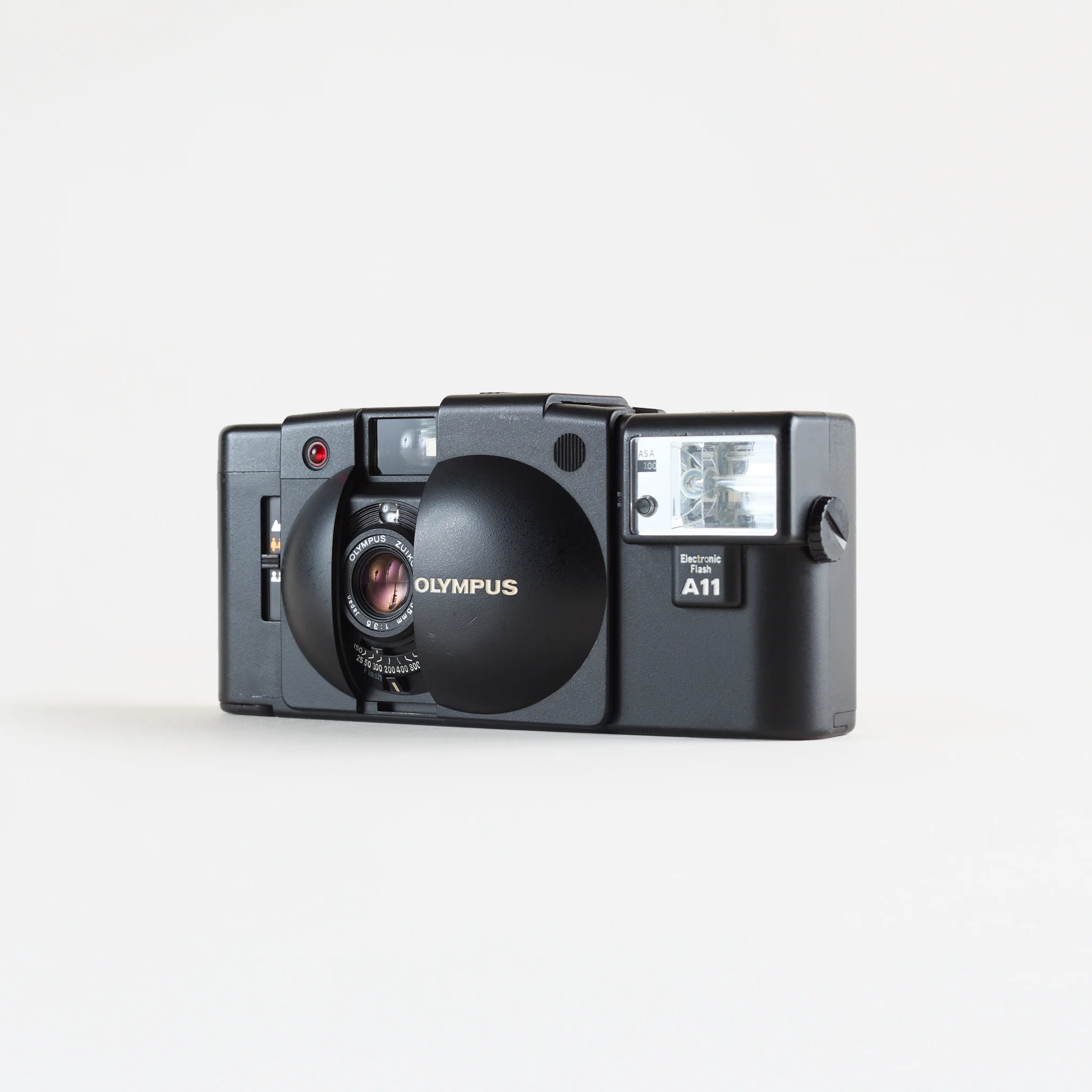 Olympus XA3