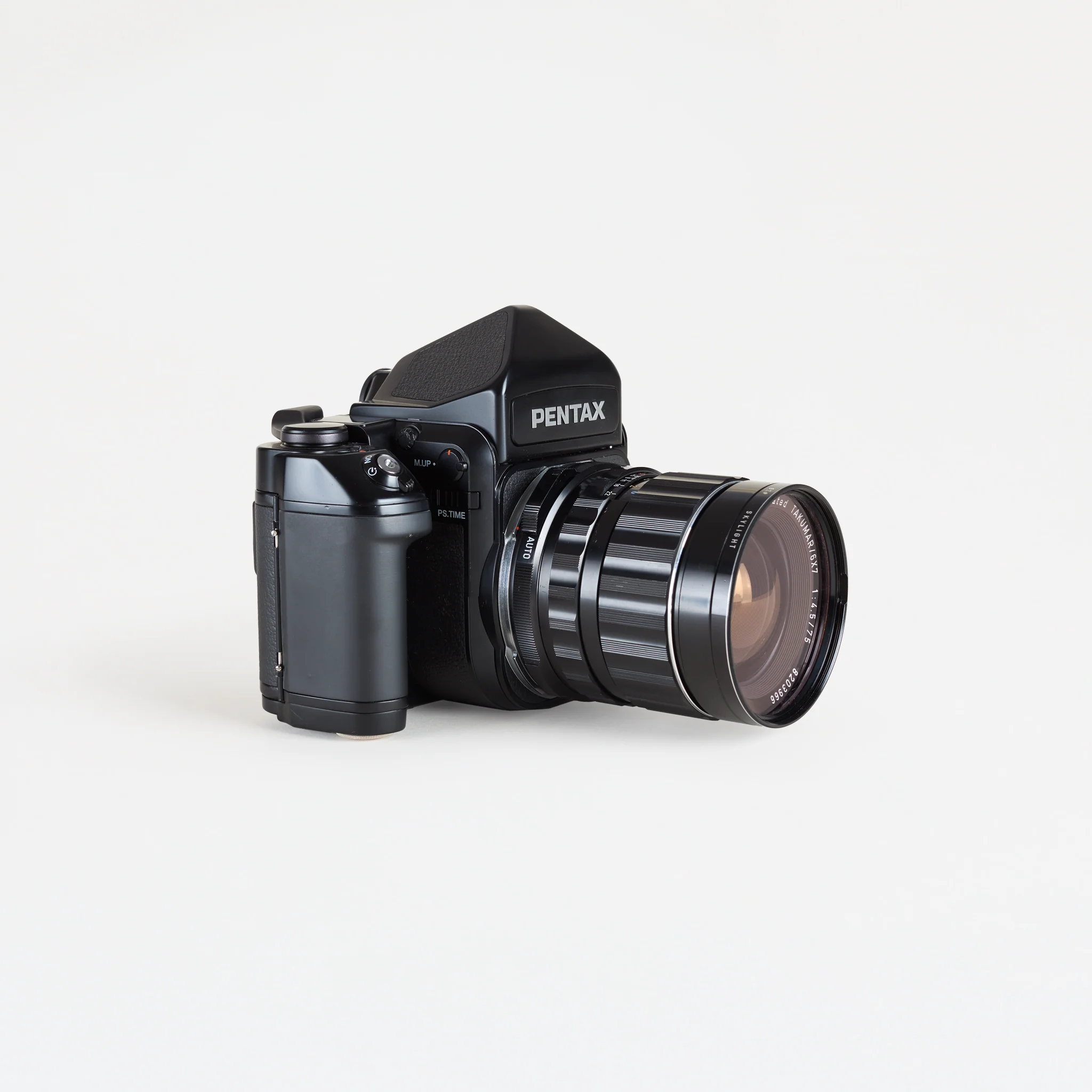Pentax 67II With SMC 75mm 4.5 Lens - Image 4