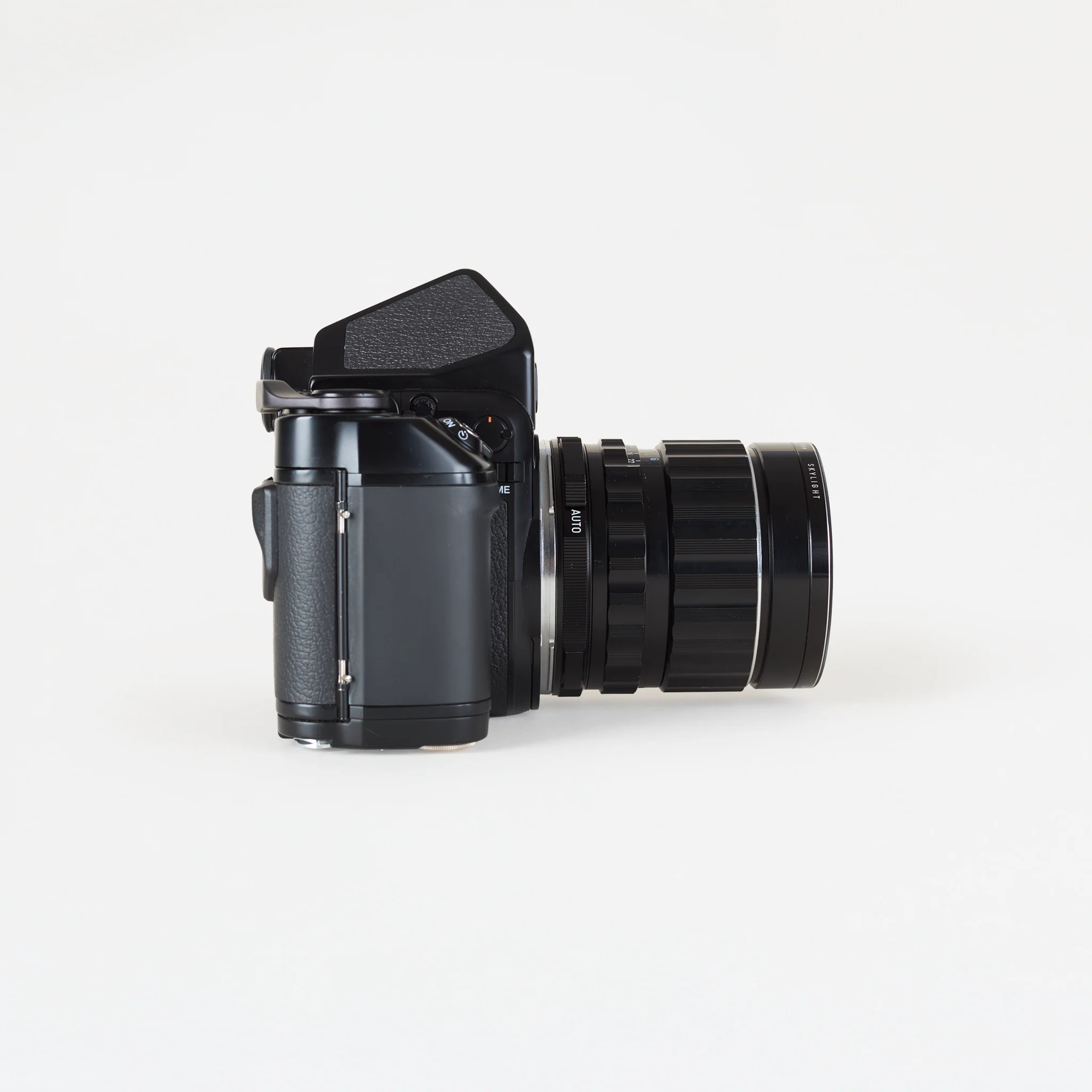Pentax 67II With SMC 75mm 4.5 Lens - Image 7