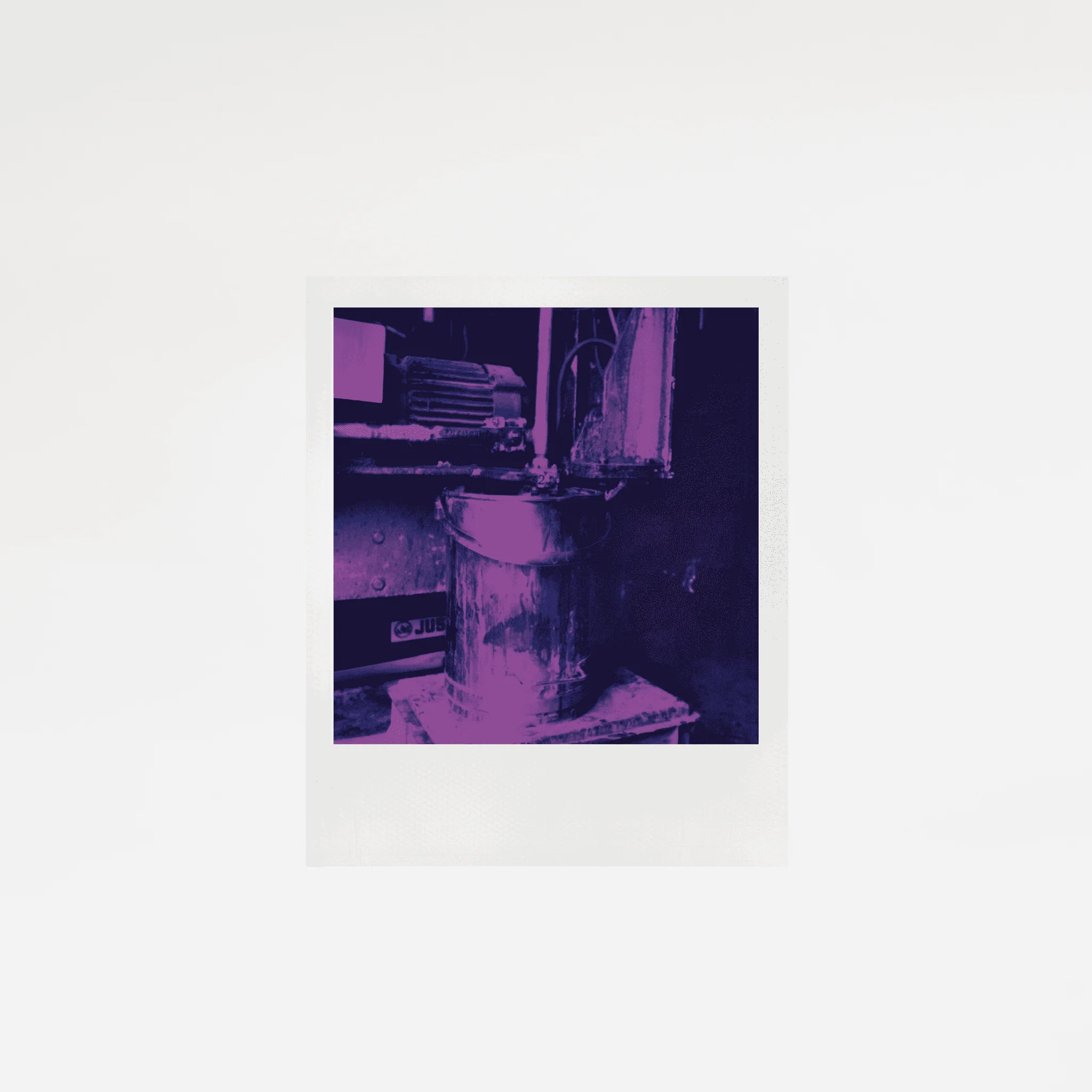 LIMITED EDITION: Polaroid 600 Reclaimed Purple - Image 9